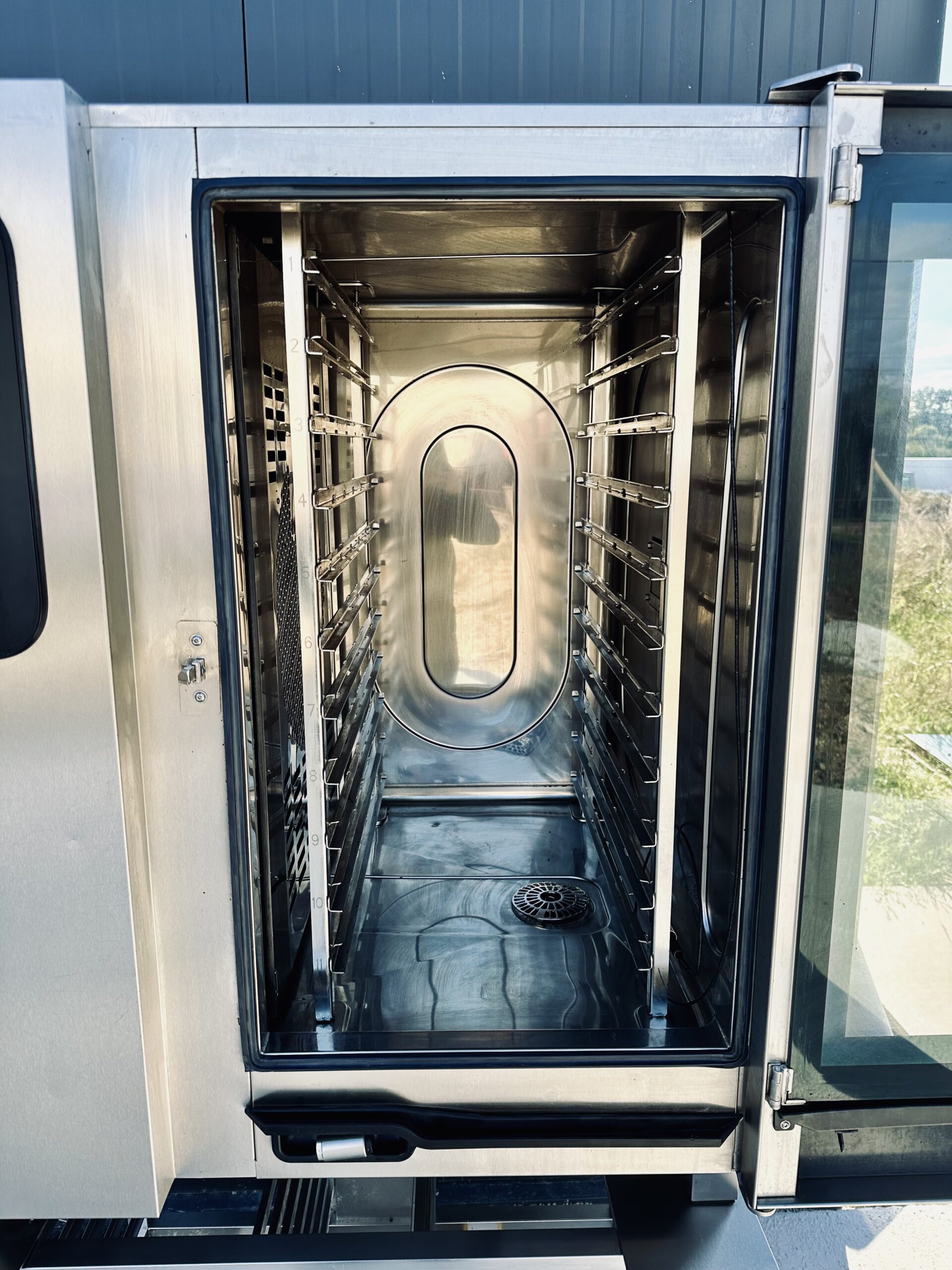 Four mixte Convotherm 10 niveaux avec chaudière et support - Prix TTC – Image 4