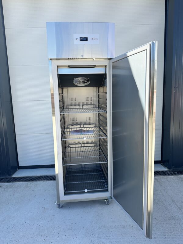 Armoire congélateur ventilée 600 Lit. 1 porte GN 2/1, sur roues, 2 avec freins – Image 3