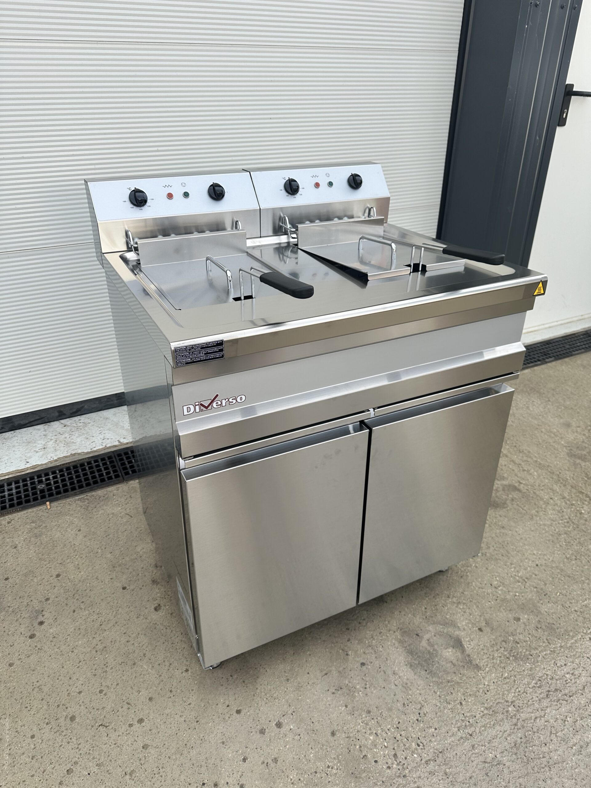 Friteuse électrique 2 cuves -2 x 14L sur armoire - Neuve - Prix TTC – Image 2