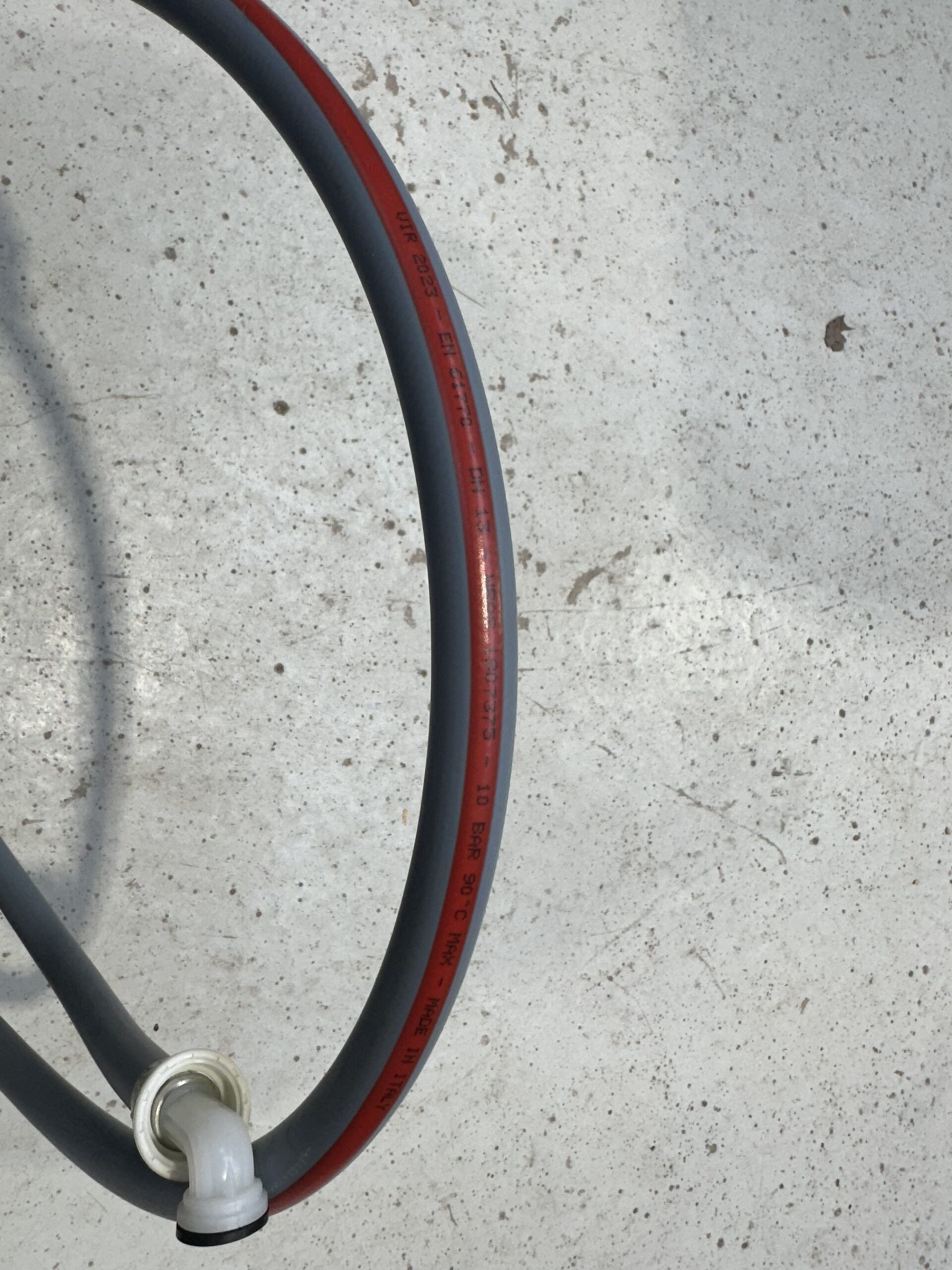 Tuyau alimentation d'eau - coudé FF 3/4 – Image 2